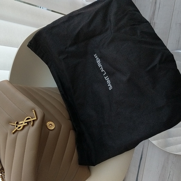 **SOLD** YSL loulou small beige - Picture 7 of 11